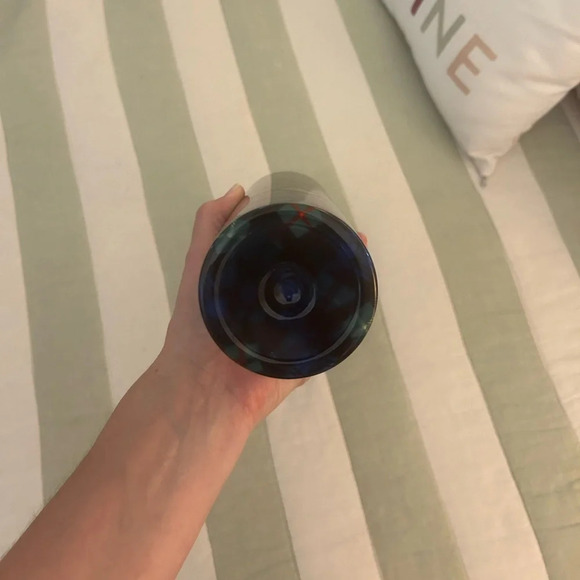 Tal Merlot bottle - Picture 6 of 10